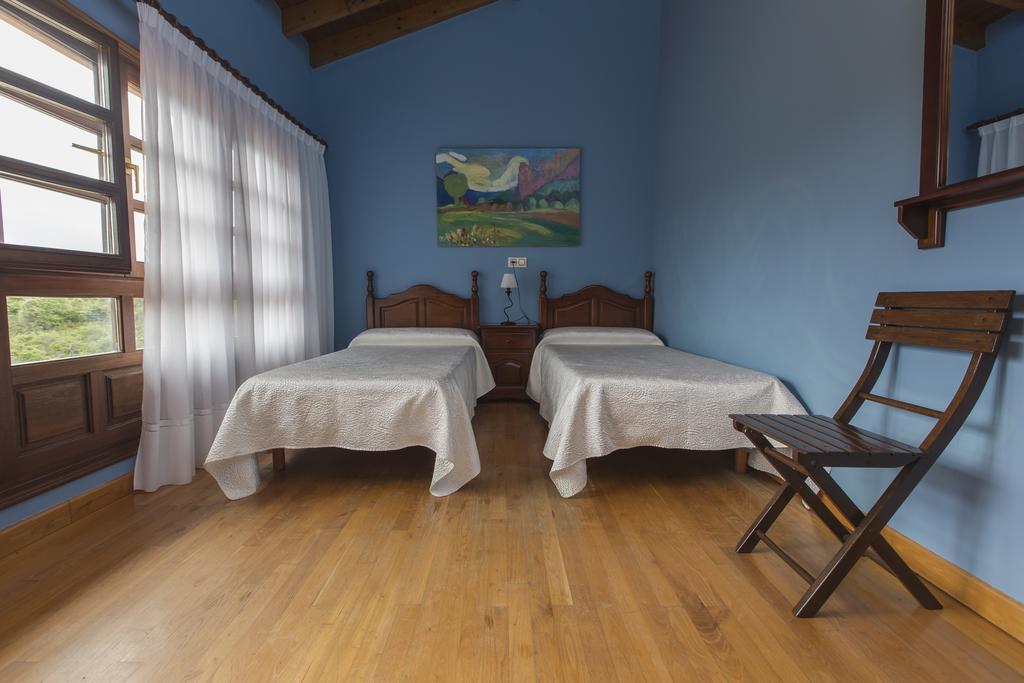 Casas Rurales Playa De Guadamia Llames de Pría Esterno foto